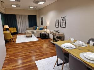 AIOLOU st - 2 BDR APT - NetFlix