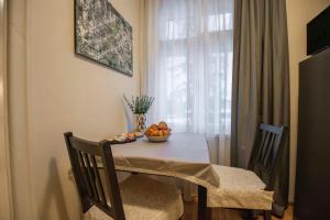 KarlovaIdyll 7 - Homey Apartment with FREE Parking!