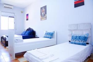Cozy Host House with 2 air conditioned rooms
