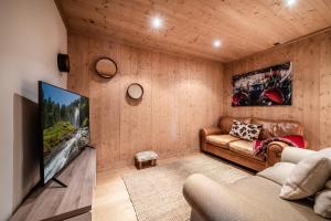 Chalets Chalet La Cabane, Carroz d Araches - by EMERALD STAY : photos des chambres