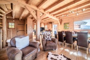 Chalet La Cabane, Carroz d Araches - by EMERALD STAY