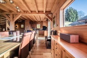 Chalets Chalet La Cabane, Carroz d Araches - by EMERALD STAY : photos des chambres