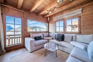 Chalet La Cabane, Carroz d Araches - by EMERALD STAY