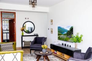2 br luxury condo centrally located in Westlands in Nairobi-Book your stay!
