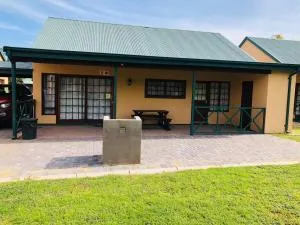 Pendleberry Grove Unit 8 - Warmbaths