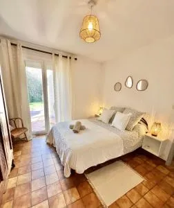 Maison Provençale avec Jacuzzi - Velleron