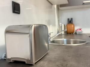 Flexible Self-Check-In Studio with Parking & Netflix