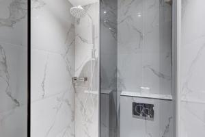 Appartements 212 Suite Louboutin - Superb Apartment in Paris : photos des chambres