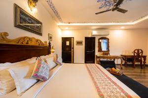 Chronicles hotel By WSI Udaipur- Near the Lake Pichola