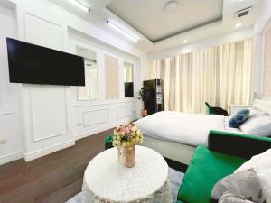 LushStay Apartments - Hanoi Station