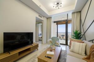 Higher Floor 2BR in Aykon City Discounted Prices