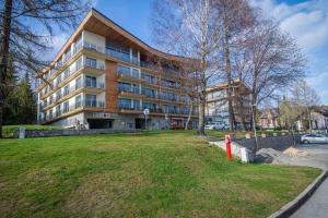 TRITA SK - Apartmán Hrebienok resort 108 - Central location - Garage parking - Ubytování bez kategorie ve městě Starý Smokovec