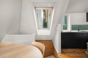 Bryggen Historical Townhouse I Rooftop Views!