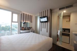 Phòng Deluxe Giường Đôi/2 Giường Đơn (Deluxe Double or Twin Room)