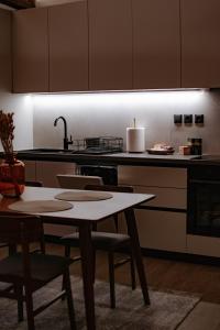 Apartment 64