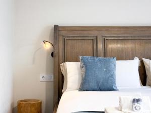 House with jacuzzi near the beach #1960