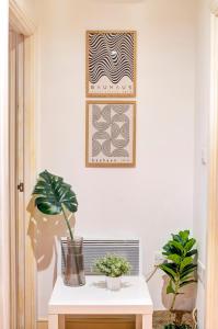 East London Tower Bridge apartment