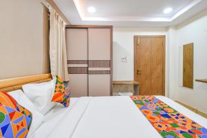 FabHotel Seri- Nr KIMS Hospital, Gachibowli