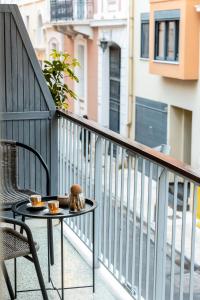 CHARĀ Apartment in Plaka, Under The Acropolis