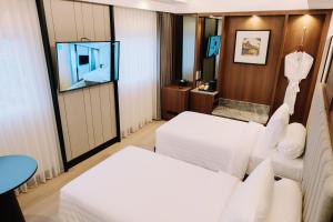 Deka Hotel Surabaya HR Muhammad