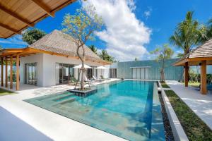 Spacious 4BR Private 15m Pool Villa Anchan V10 in Gated Residence