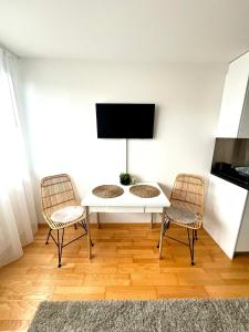 Bijou Serene klitzekleine Wohnung mit Seeblick