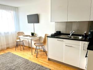 Bijou Serene klitzekleine Wohnung mit Seeblick