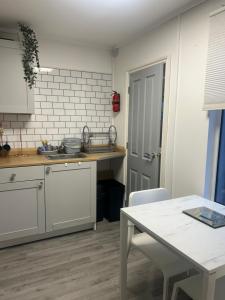 Quaint Space, 10 minutes walk from Cardiff Central