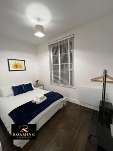 Sleeps 8 - Central - Free Secure Parking - 2 Bath