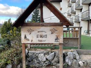 Au pied des pistes