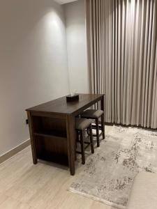 شقة راقية بدخول ذاتي بالقرب البوليفارد