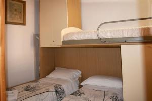 Vintage Flat Ligurians style