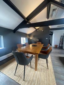 The Turret, Central Apartment