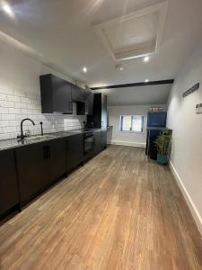 The Turret, Central Apartment