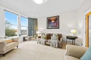 Beautiful Harrogate Triplex Apartment - 雷普利