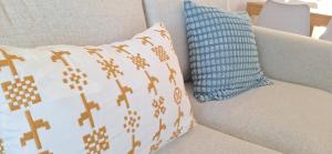 Timis House - Espaçoso apartamento a 350 m da praia e centro da cidade velha