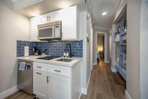 Sea-Renity Heated pools steps to the beach