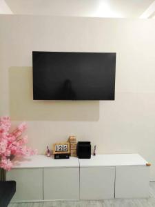 Staycation Amaia Korean Themed Deluxe by Hana Kim