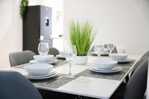 NEW! Spacious 4BR in Sidney