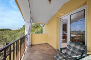 Charming Apartment Tedi with Sea View