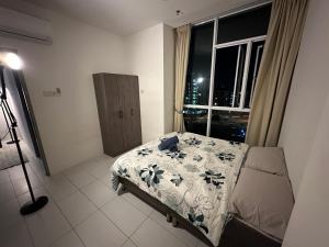 TT3 SOHO near Viva Kuching