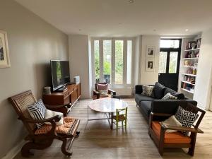 Maisons de vacances Maison familiale-jardin-50m du Loing-tout a pieds : photos des chambres