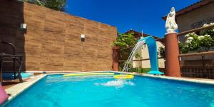 Chalé Beira-Mar com Piscina Privativa e Varanda em Barra do Jacuípe