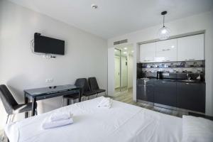 Sea View Apt in Batumi - By Wehost