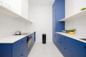 Modern Apartment Remote Work in the Centre by Noclegi Renters