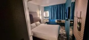 B&B HOTEL Cannes Mouans Sartoux - 穆然