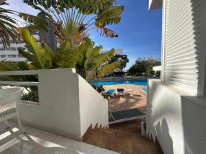 The pool balcony Playa las Americas