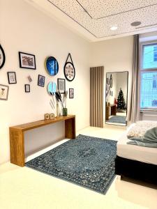 Central Opera Apartment 140 m2