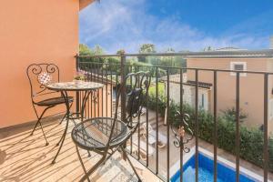 Villa Marina with pool, BBQ & parking near Poreč
