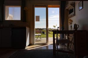 Maisons de vacances Cote et Rove Maison mignon au bord de mer : photos des chambres